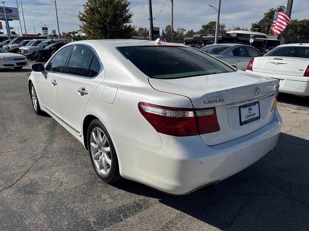 Lexus LS 460  2007