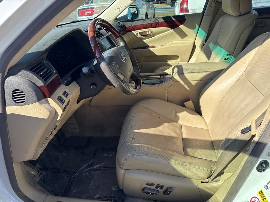 Lexus LS 460  2007