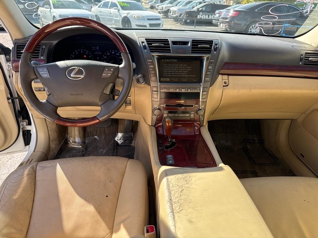 Lexus LS 460  2007