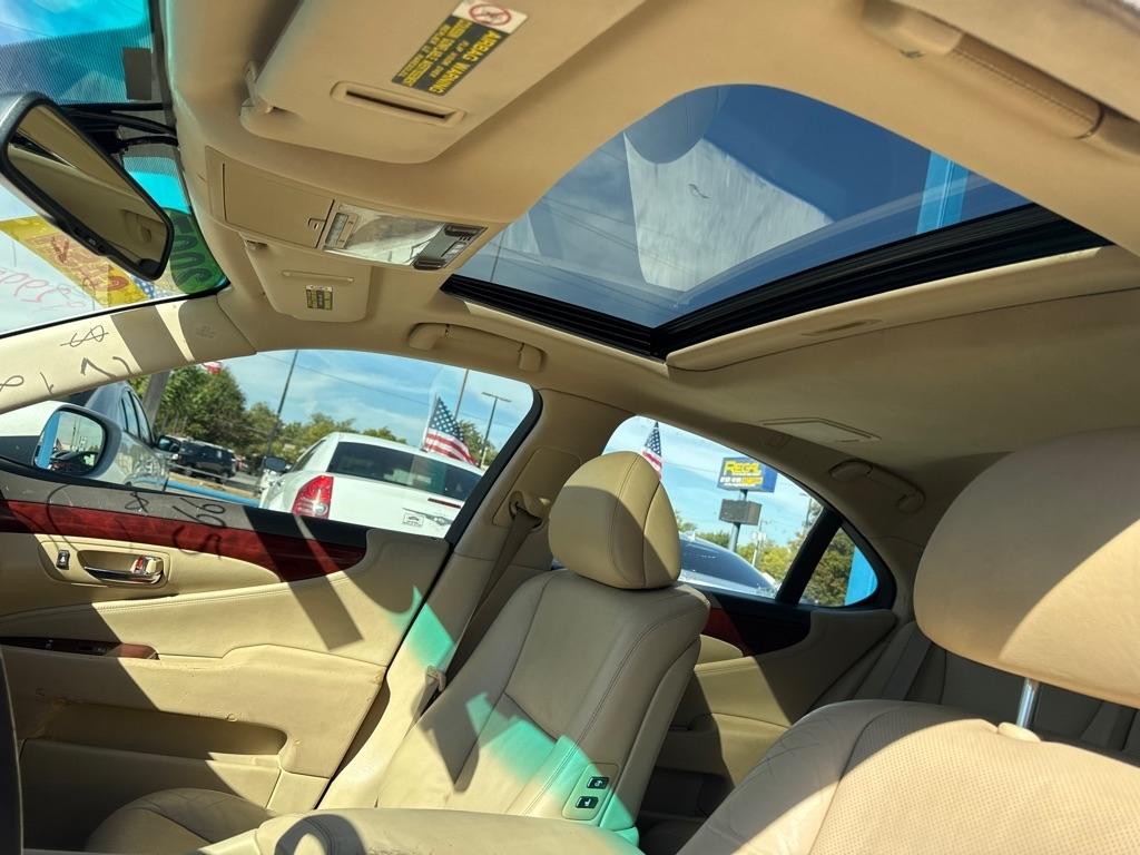 Lexus LS 460  2007