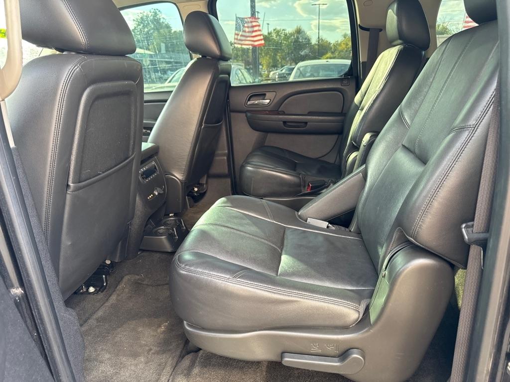 Chevrolet Suburban Z71 2012