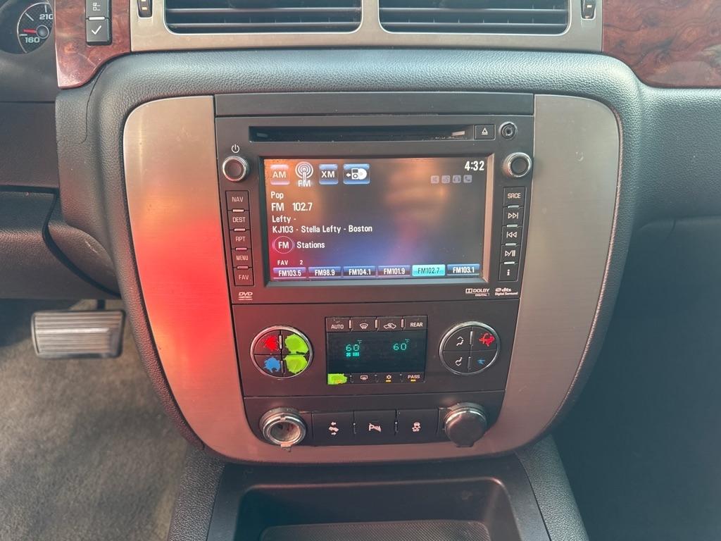 Chevrolet Suburban Z71 2012