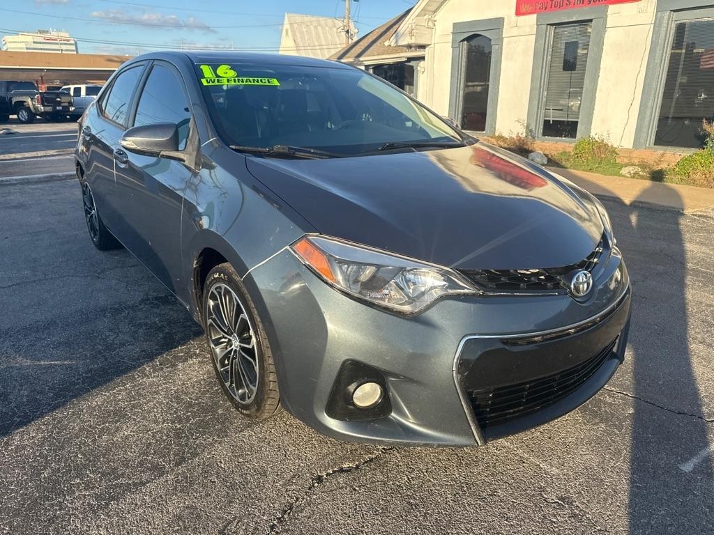 Toyota Corolla L 2016