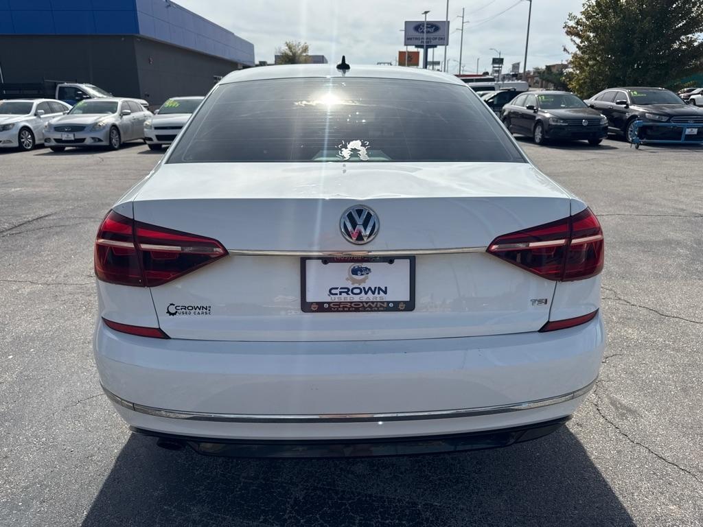 Volkswagen Passat  2017