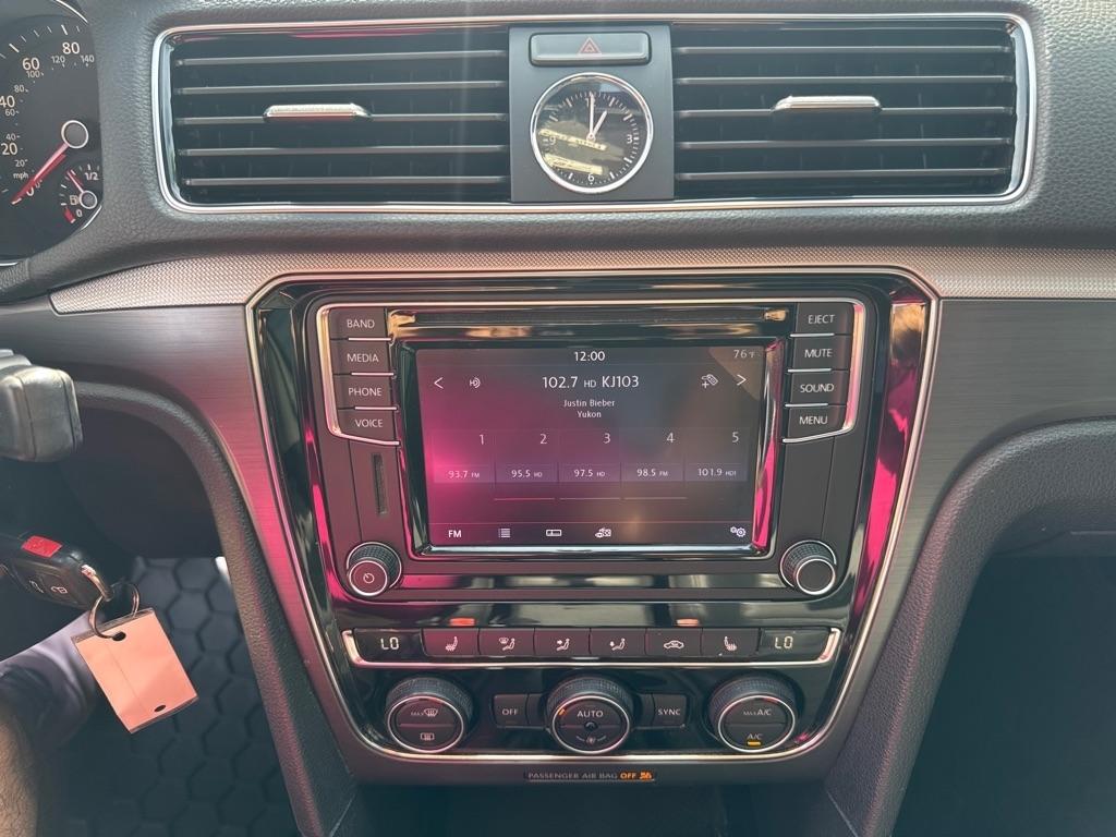 Volkswagen Passat  2017