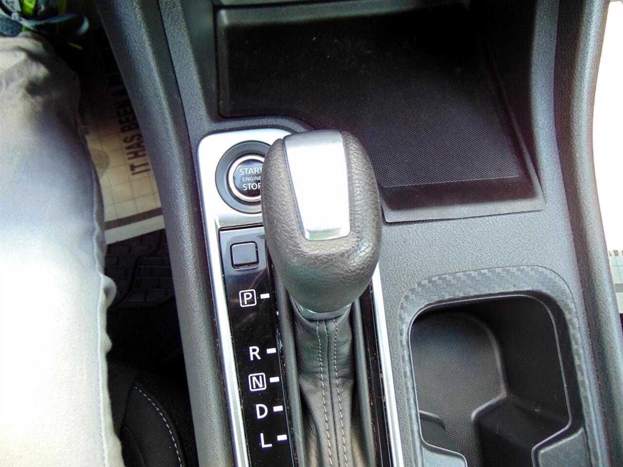 Nissan Sentra  2024 Nissan Sentra  2024