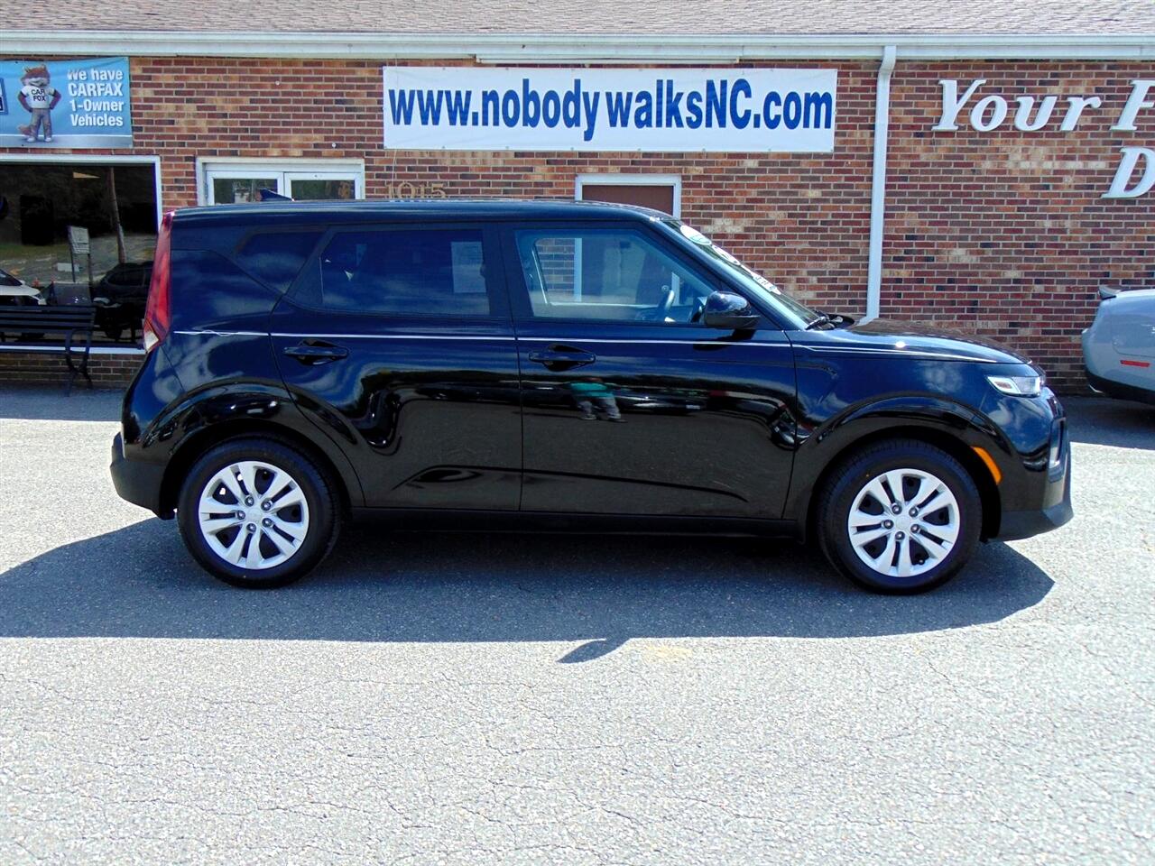 2022 Kia Soul LX photo 4