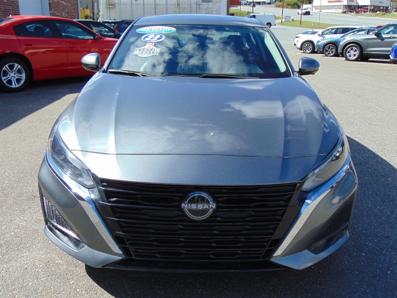 2023 Nissan Altima 2.5 SL photo 2