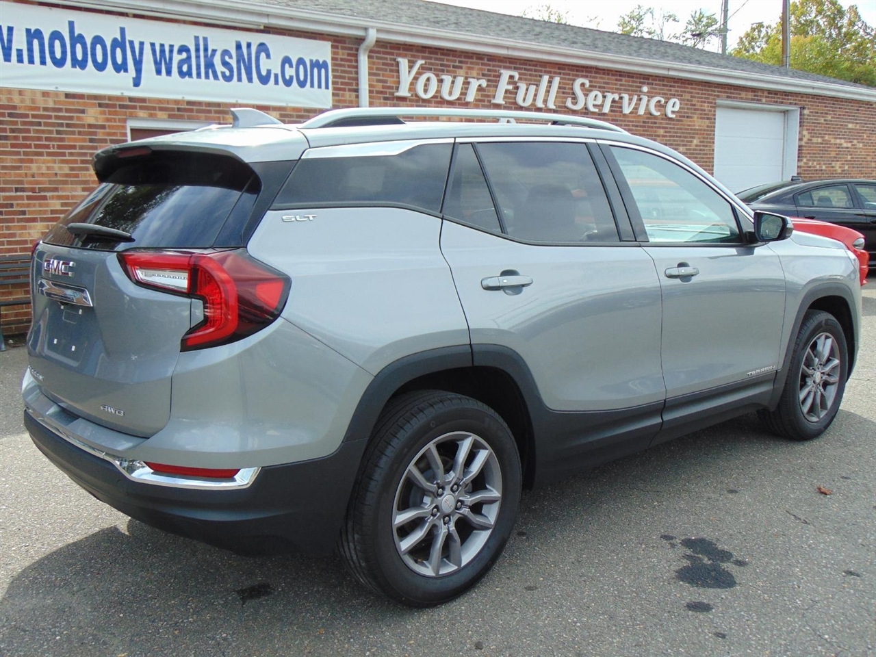 2023 Gmc Terrain SLT photo 4