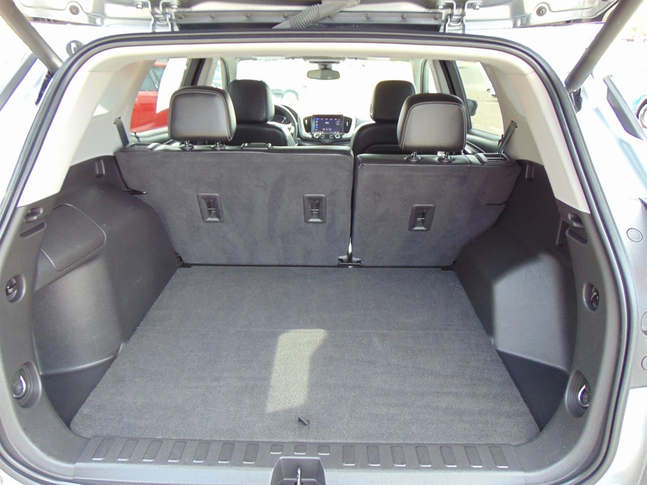 2023 Gmc Terrain SLT photo 9