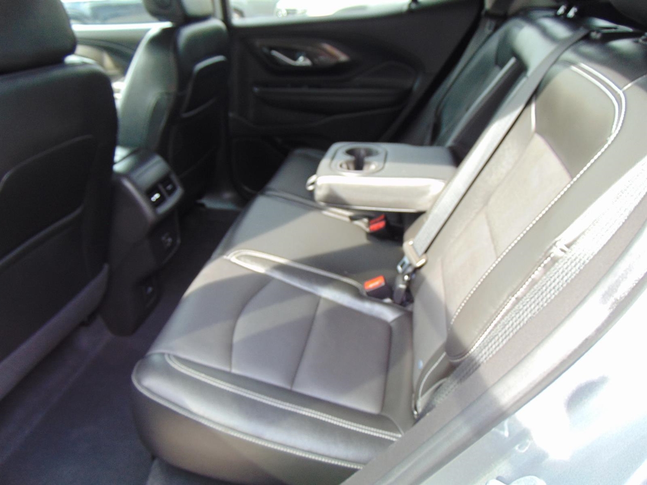 2023 Gmc Terrain SLT photo 13