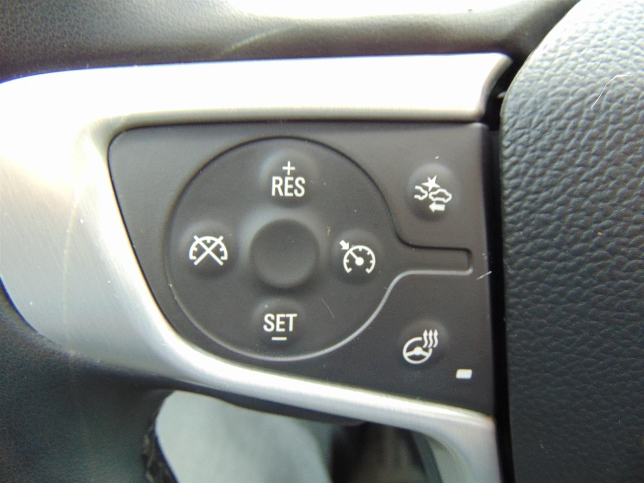 2023 Gmc Terrain SLT photo 28