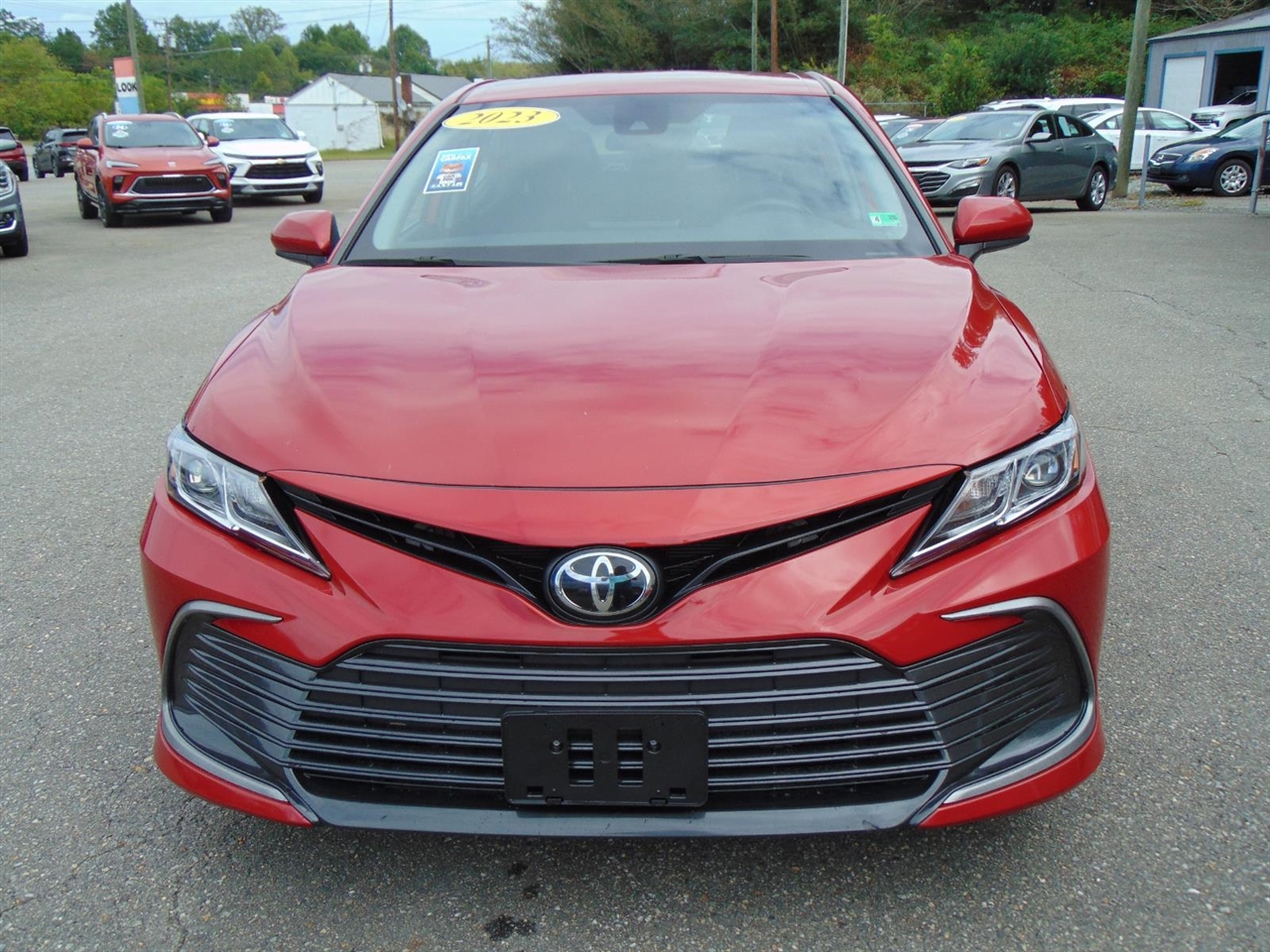 2023 Toyota Camry LE photo 2