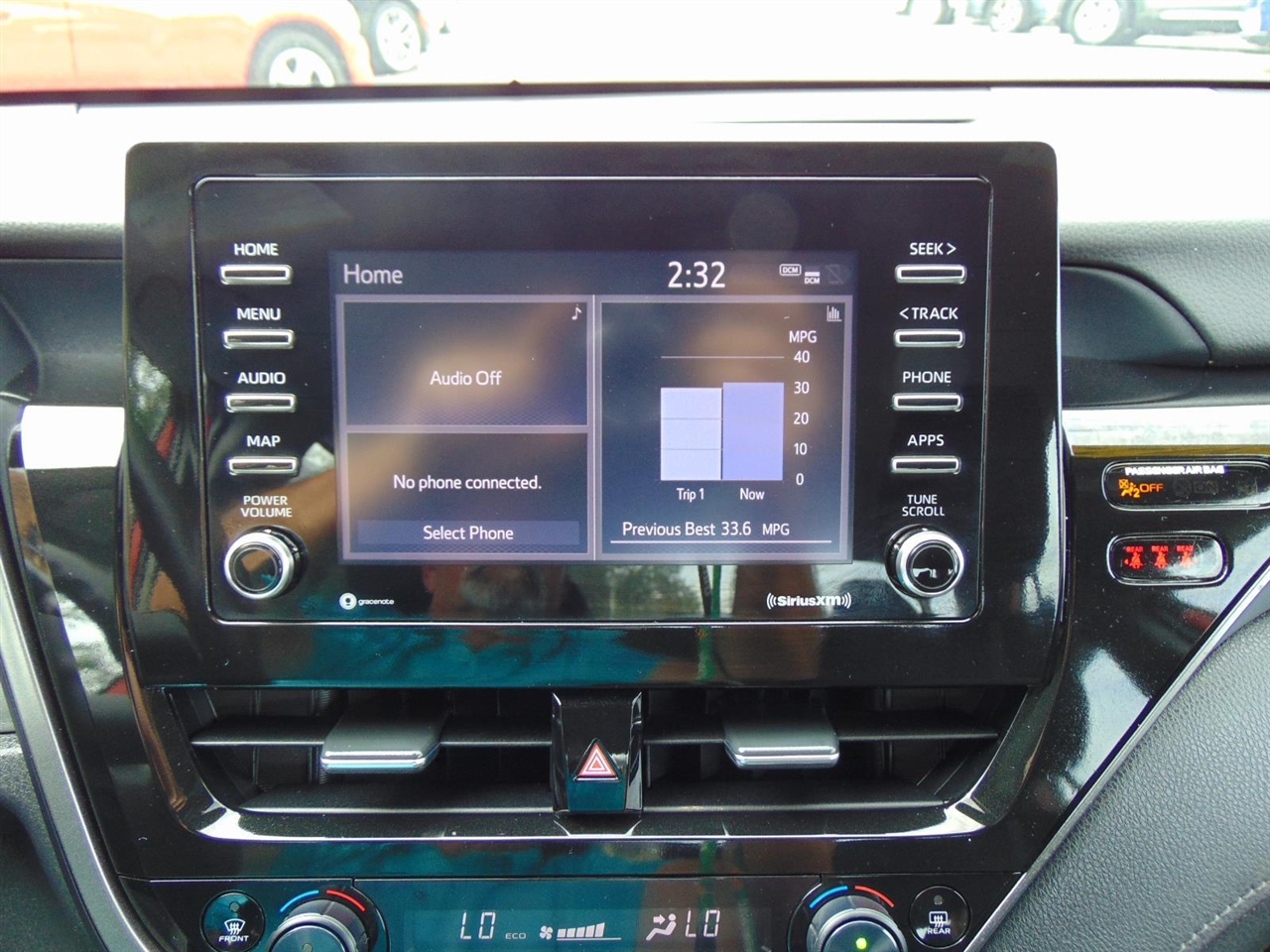 2023 Toyota Camry LE photo 19