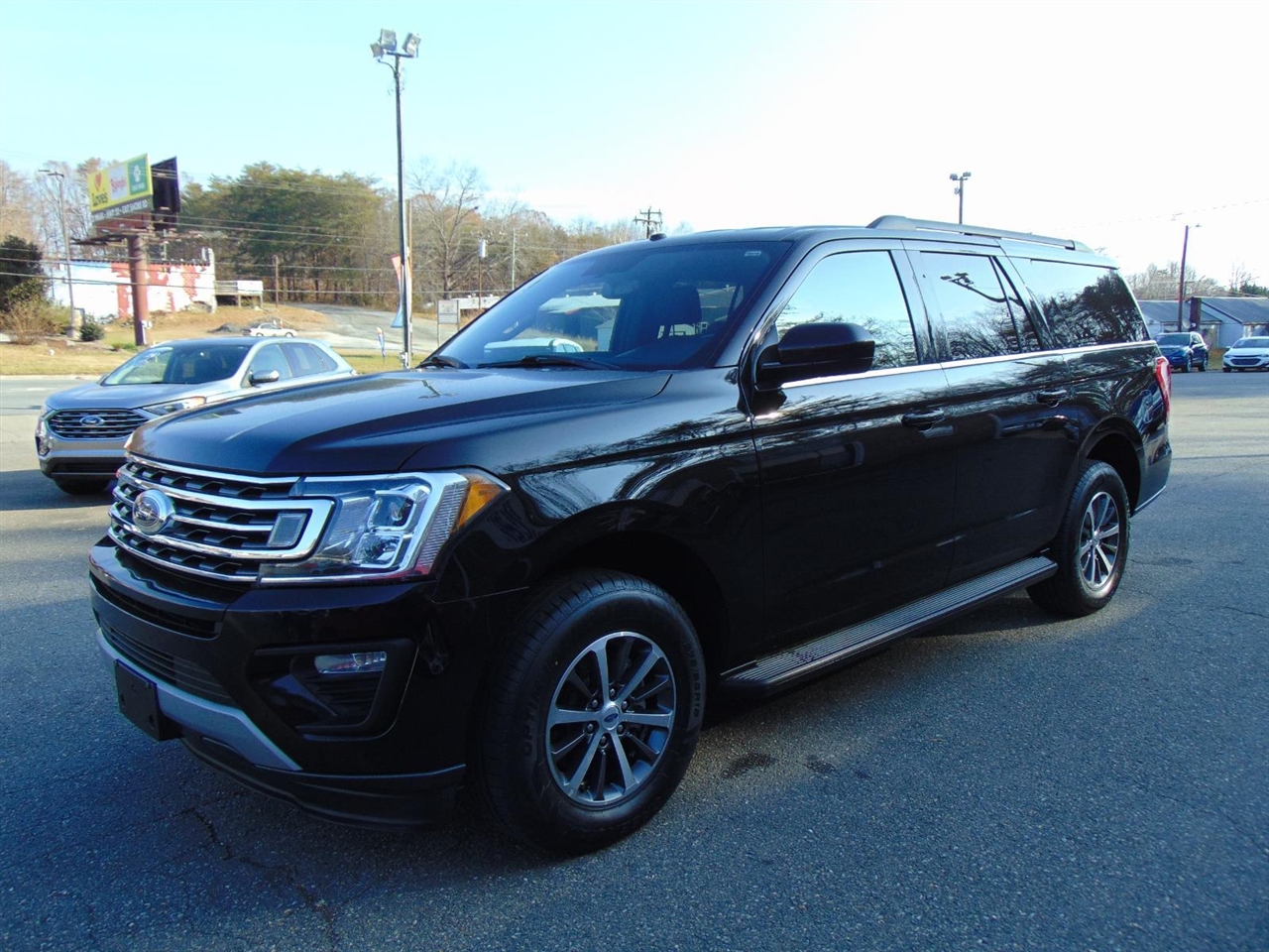 2019 Ford Expedition XLT's photo