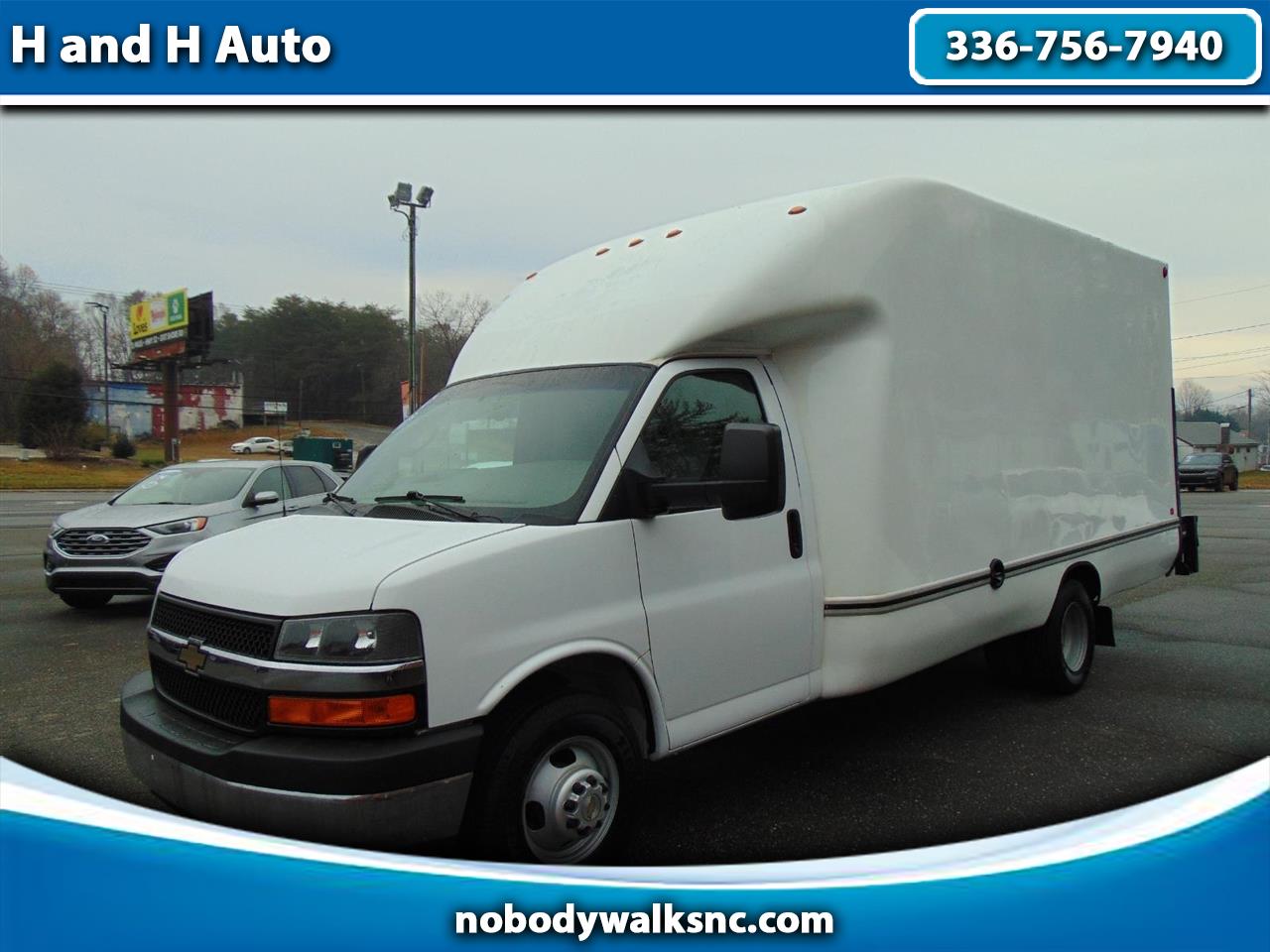 2017 Chevrolet Express Commercial Cutaway 