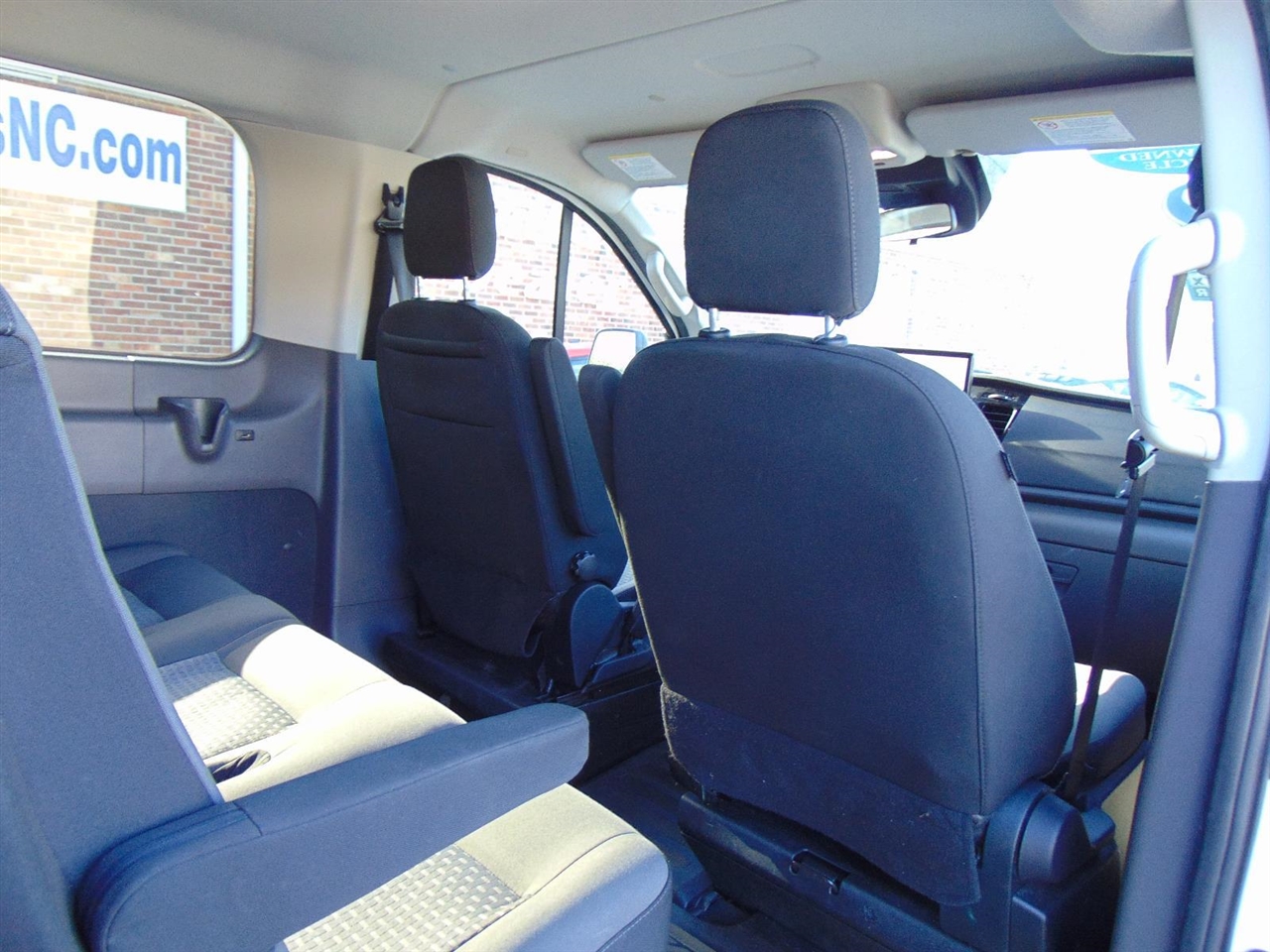 Ford Transit Passenger Wagon  2023