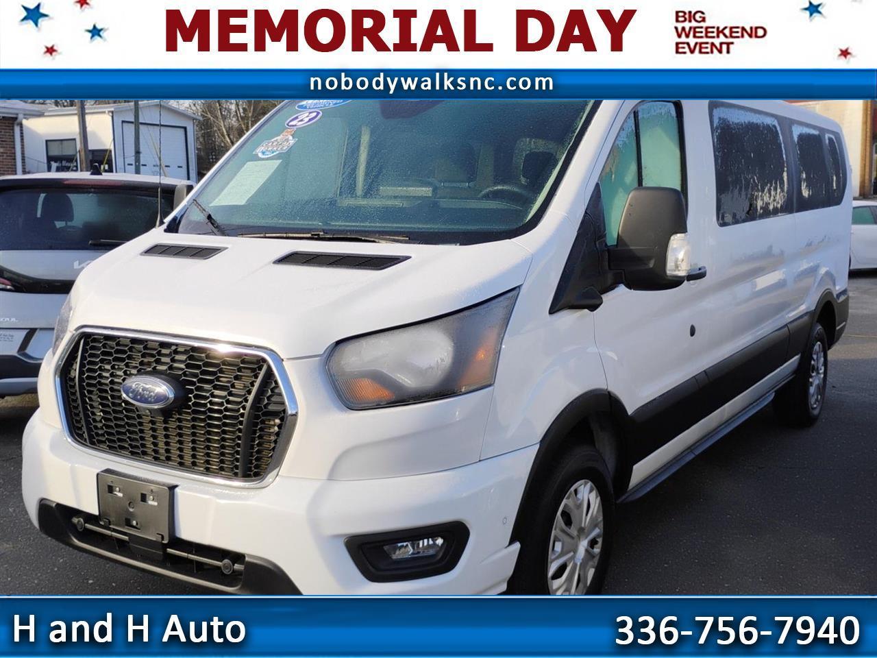 2023 Ford Transit Passenger Wagon XLT