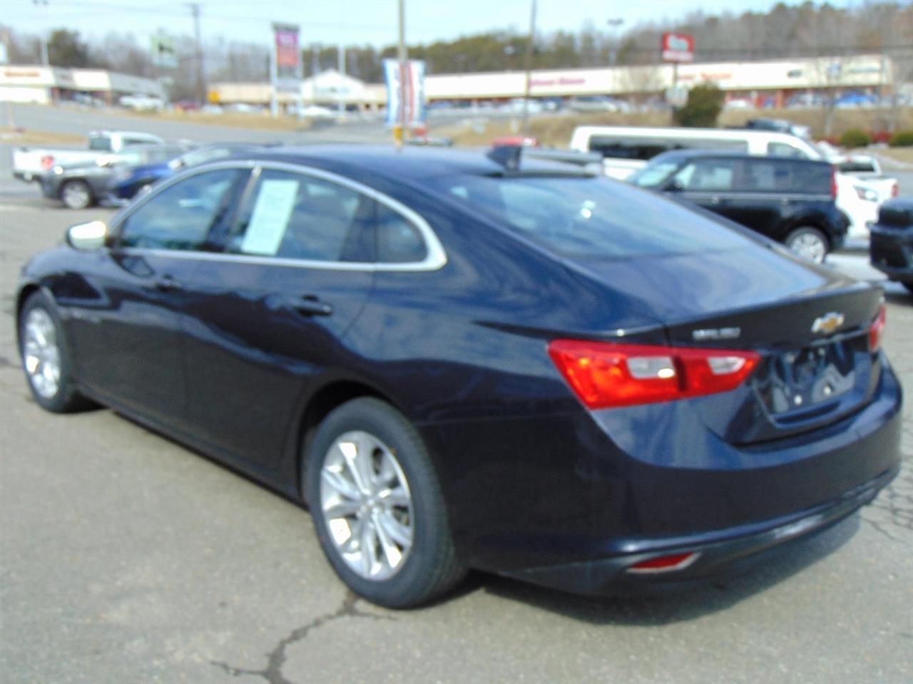 Chevrolet Malibu  2023