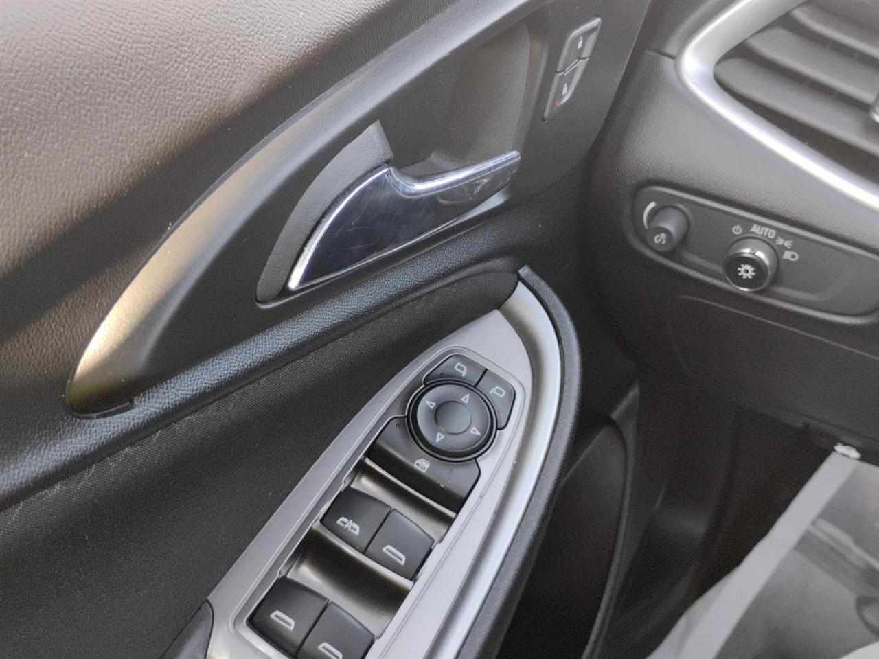 Chevrolet Malibu  2023