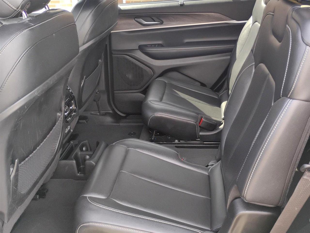 Jeep Grand Cherokee L  2024