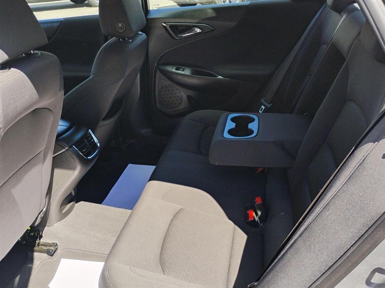 Chevrolet Malibu  2023