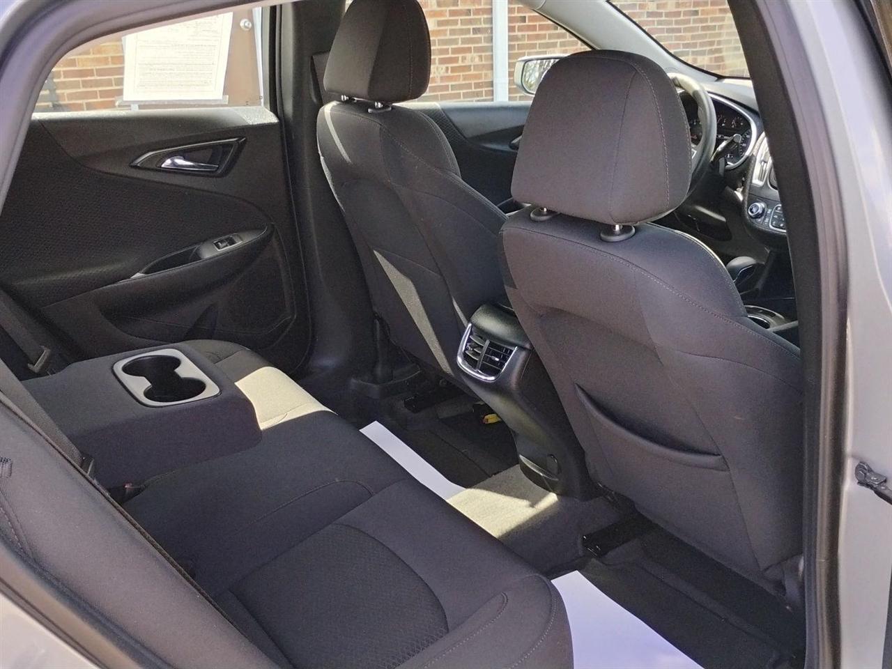 Chevrolet Malibu  2023