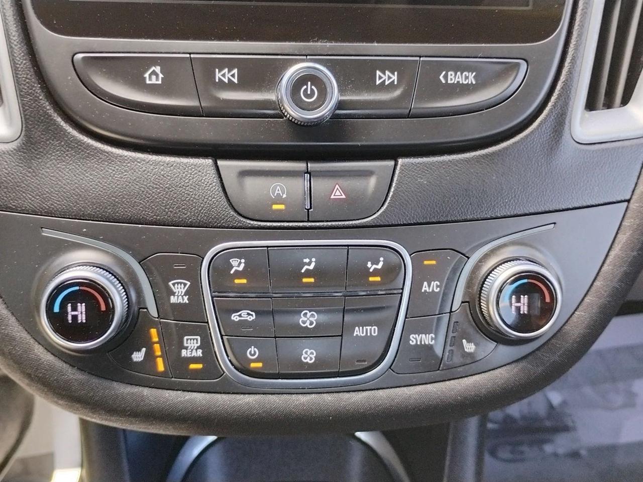 Chevrolet Malibu  2023