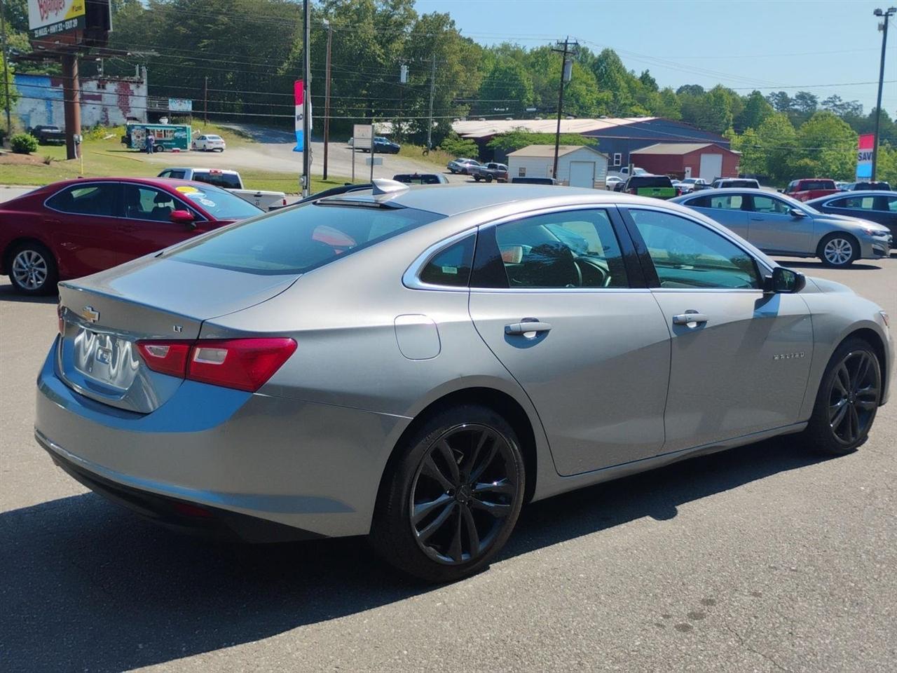 Chevrolet Malibu  2023