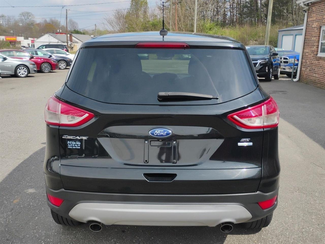 Ford Escape  2014