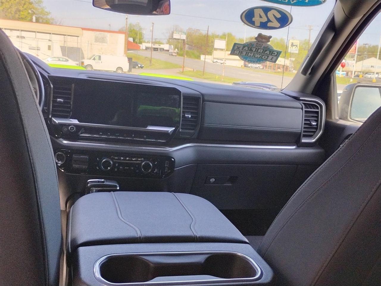 Chevrolet Silverado 1500  2024