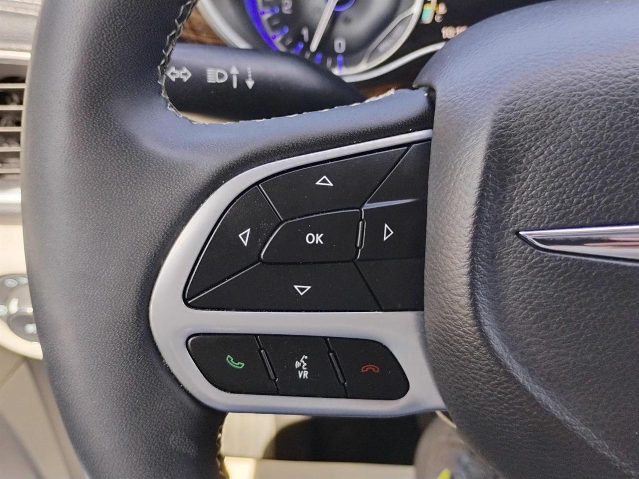 Chrysler Pacifica  2023