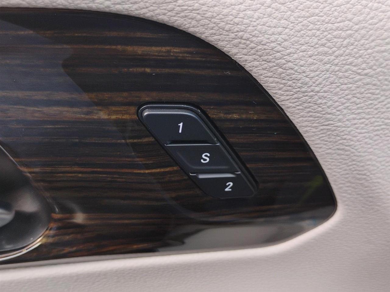 Chrysler Pacifica  2023