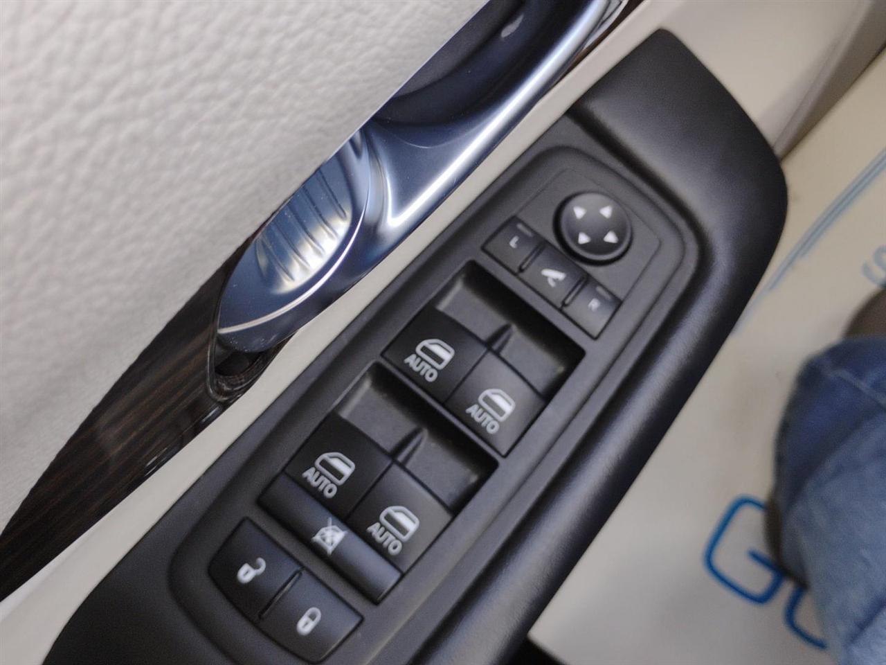 Chrysler Pacifica  2023