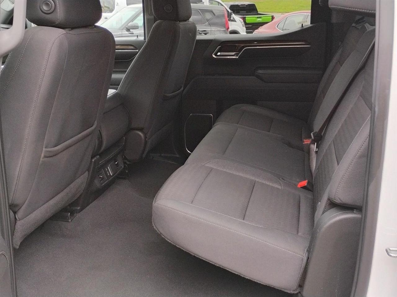 Chevrolet Silverado 1500  2024