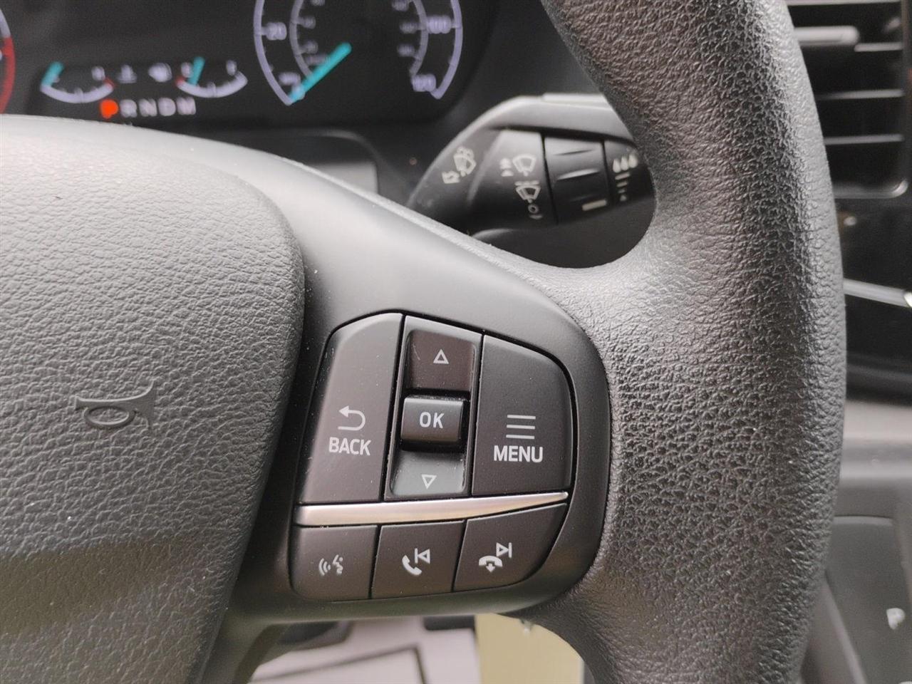 Ford Transit Passenger Wagon  2023