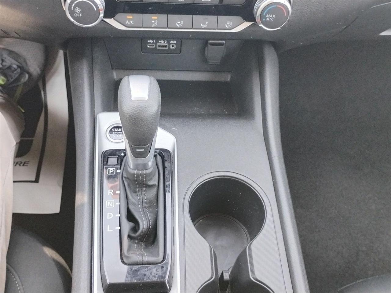 Nissan Altima  2025