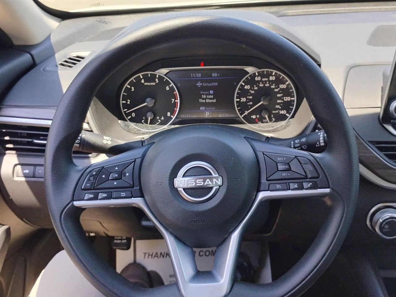 Nissan Altima  2025