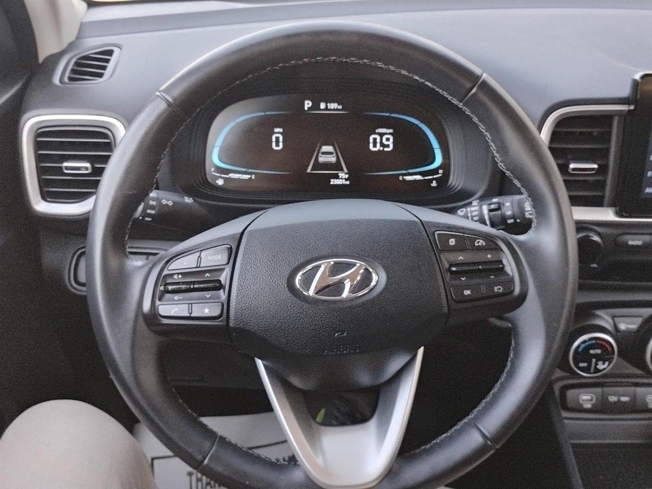 Hyundai Venue  2025