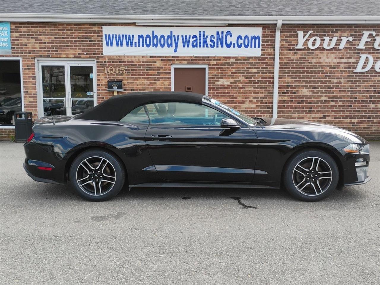 Ford Mustang  2022