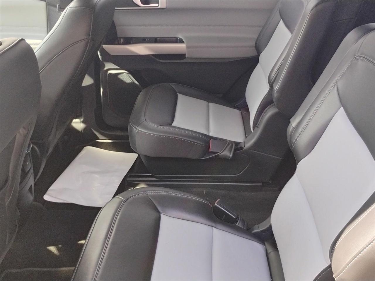 Ford Explorer  2022
