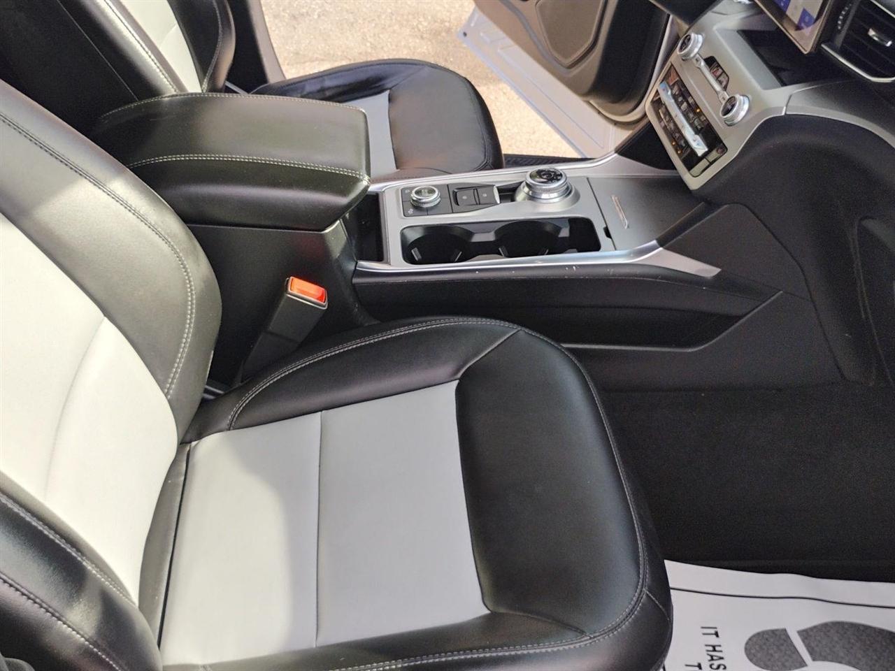 Ford Explorer  2022