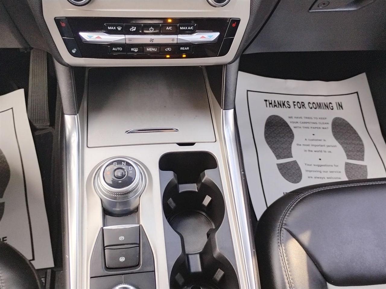 Ford Explorer  2022