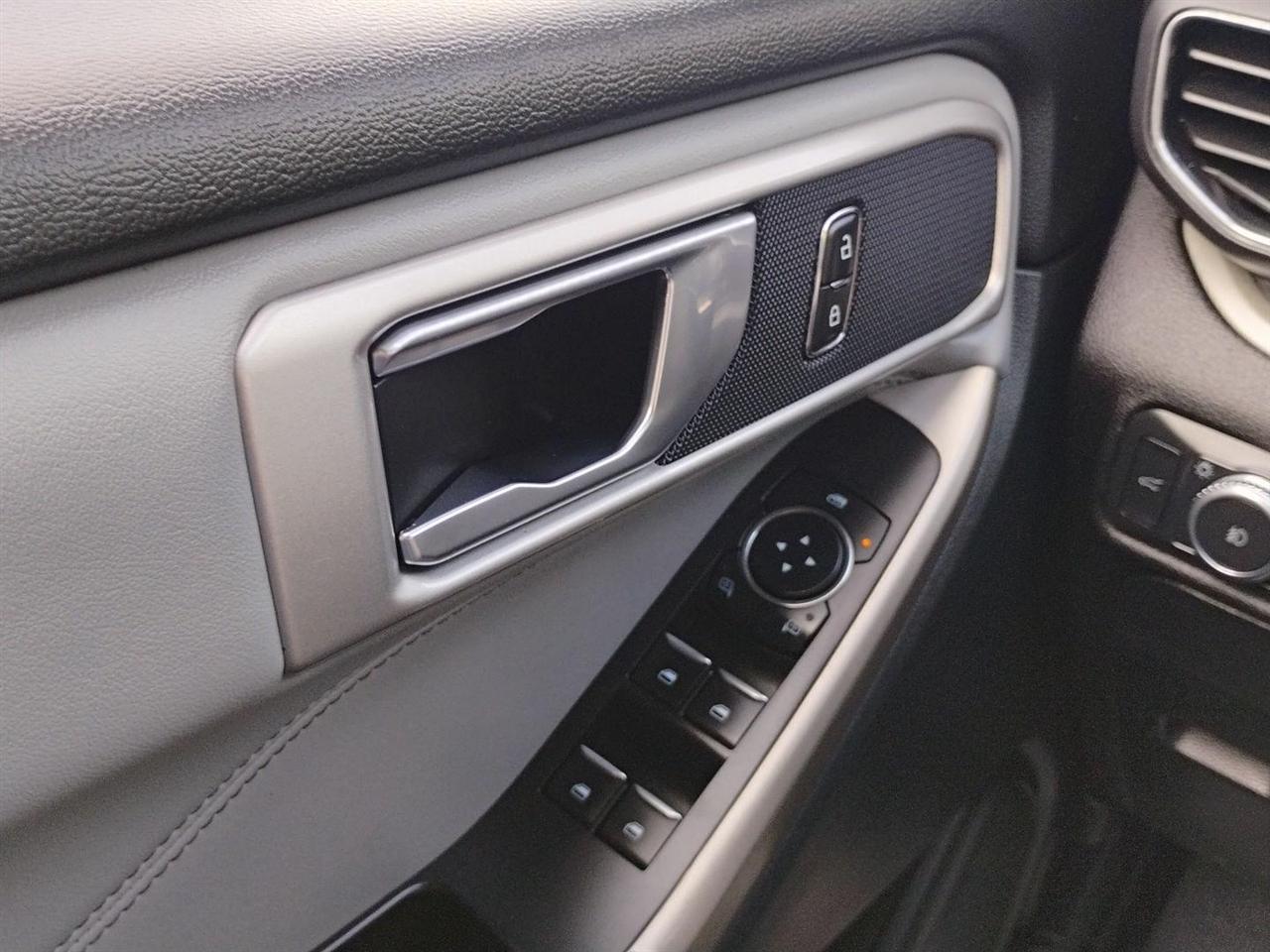Ford Explorer  2022