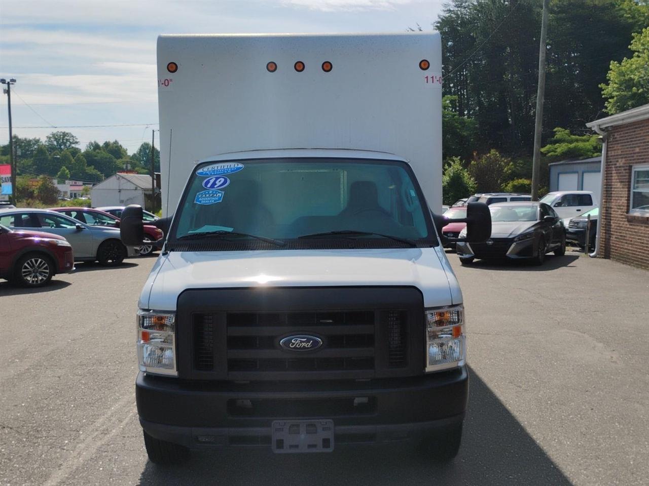 Ford E-Series Cutaway  2019