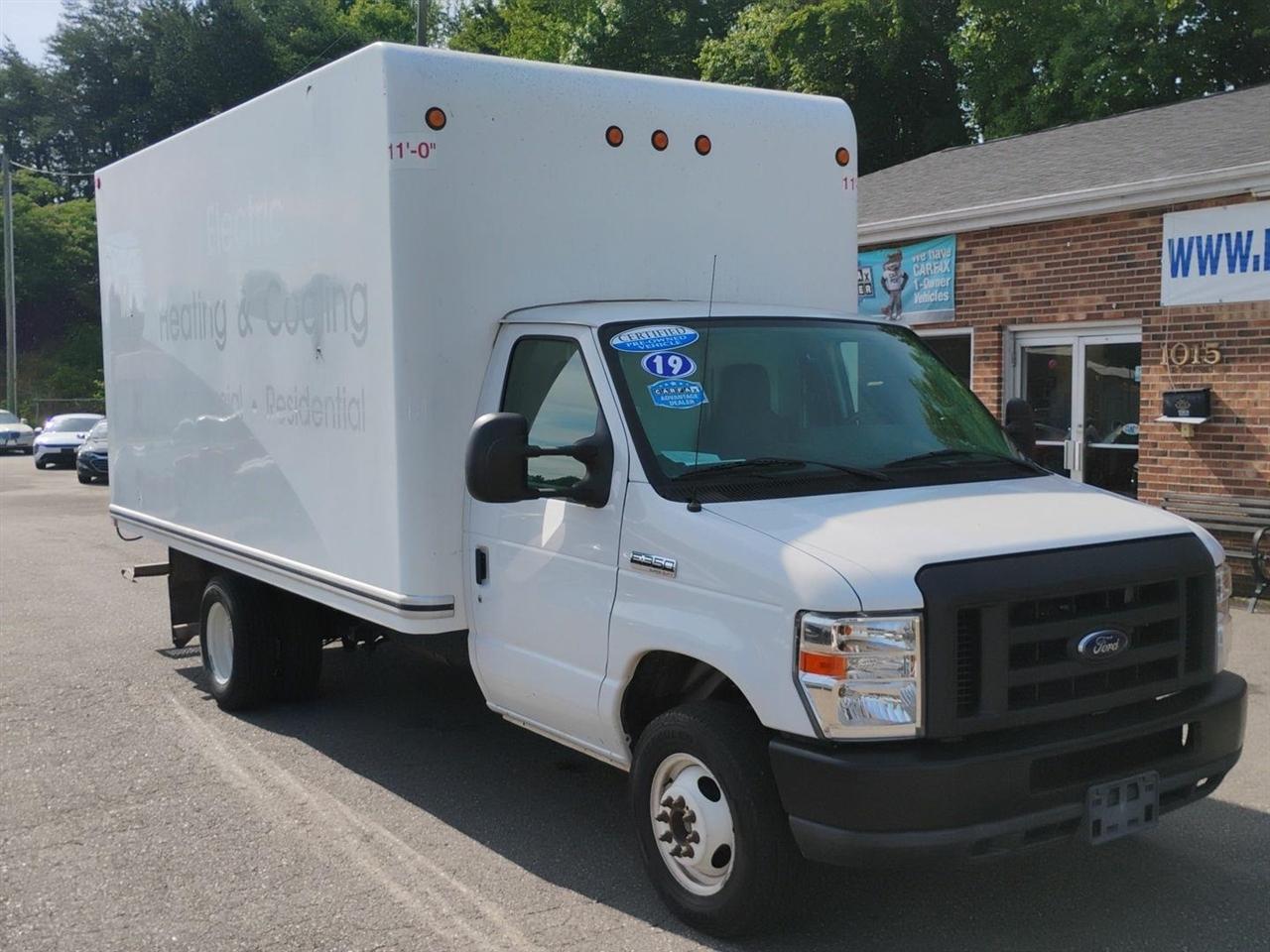 Ford E-Series Cutaway  2019