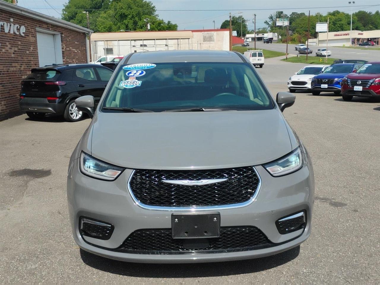 Chrysler Pacifica  2023