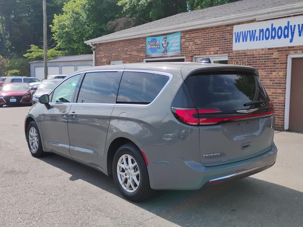 Chrysler Pacifica  2023