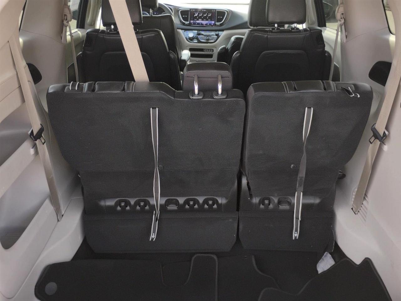 Chrysler Pacifica  2023