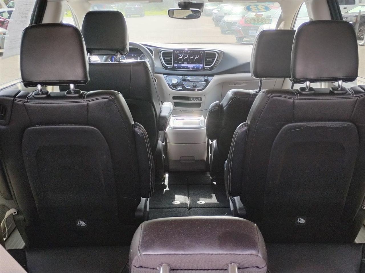 Chrysler Pacifica  2023